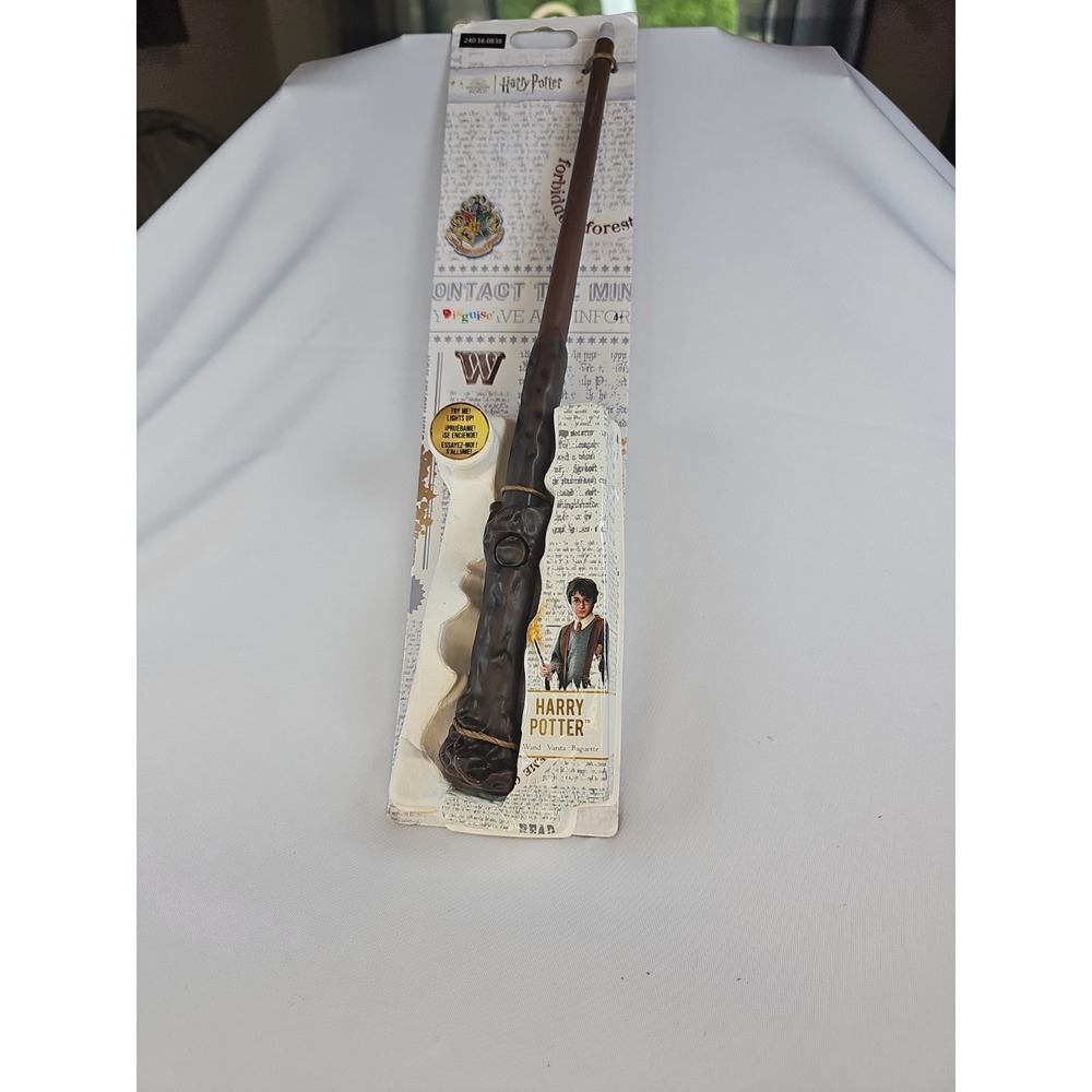 Disguise Harry Potter Light Up Deluxe Wand Accessory Costume Movie cosplay - Picture 3 of 8